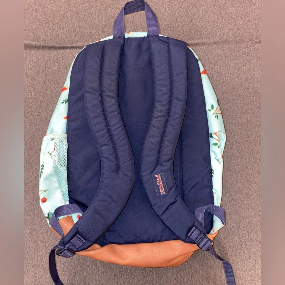 Jansport Backpack - Picture 3 of 4